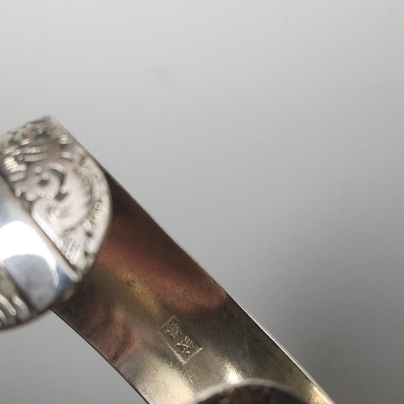 🕳️ Silver-Accent Jewellry Set - Picture 8 of 15